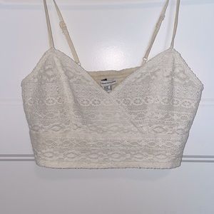 American Eagle crochet/lace crop tank